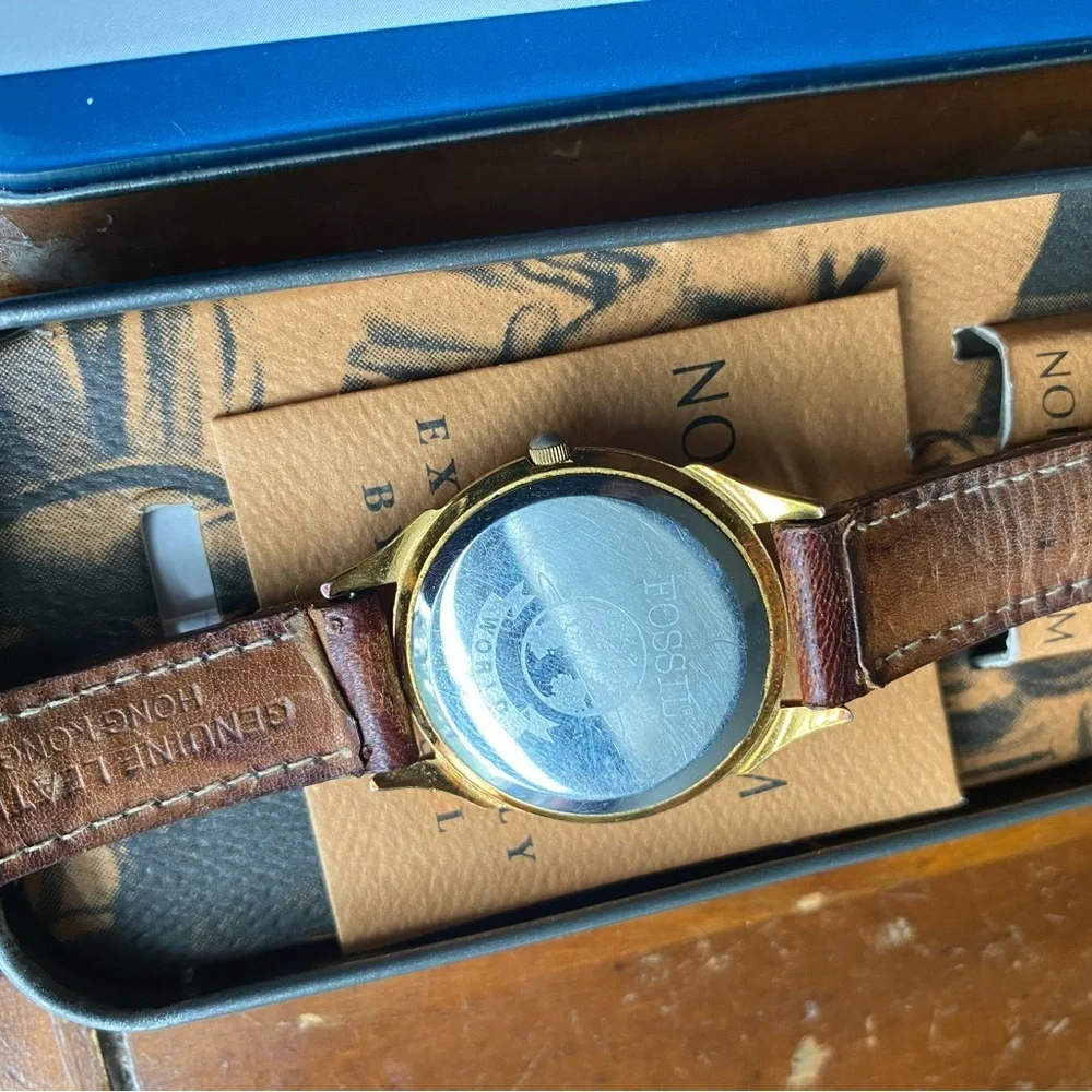 1995 SKELETON FOSSIL WATCH